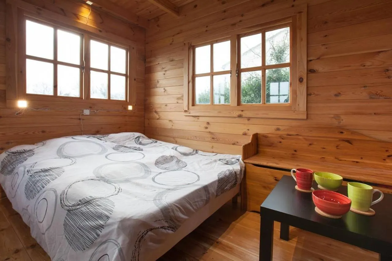 Petit Chalet En Presqu'Iles De Crozon Villa Roscanvel 0*,  France